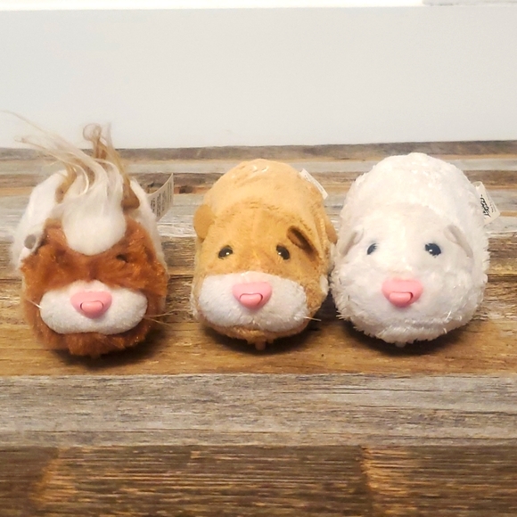 Other - Zhu Zhu pet set